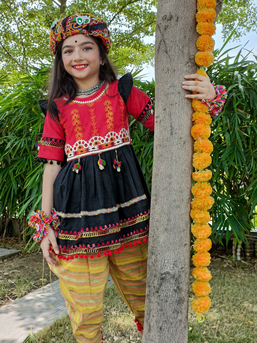 Handmade Black Gujarati Rabari Embroidered Kedia Dhoti for girls - Halemons