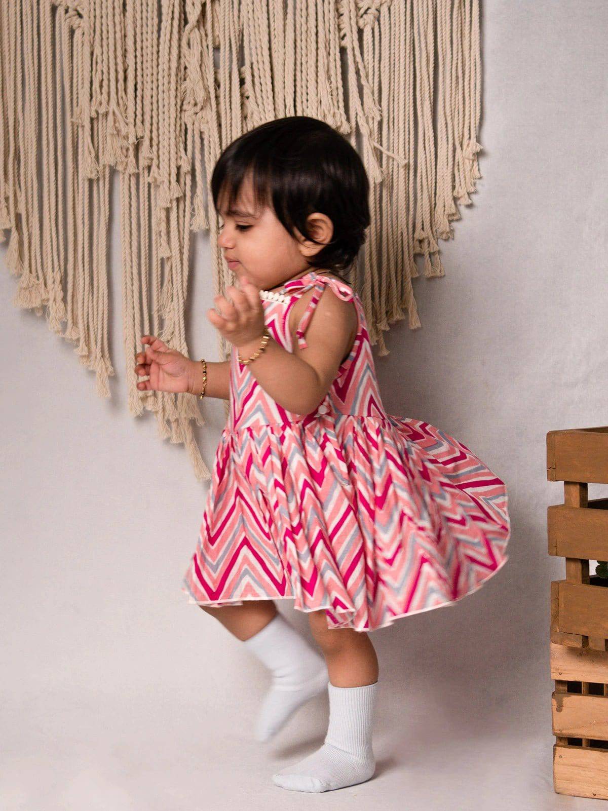 Tiny Baby Zig Zag Pleated Mini Frock With Strings - Halemons