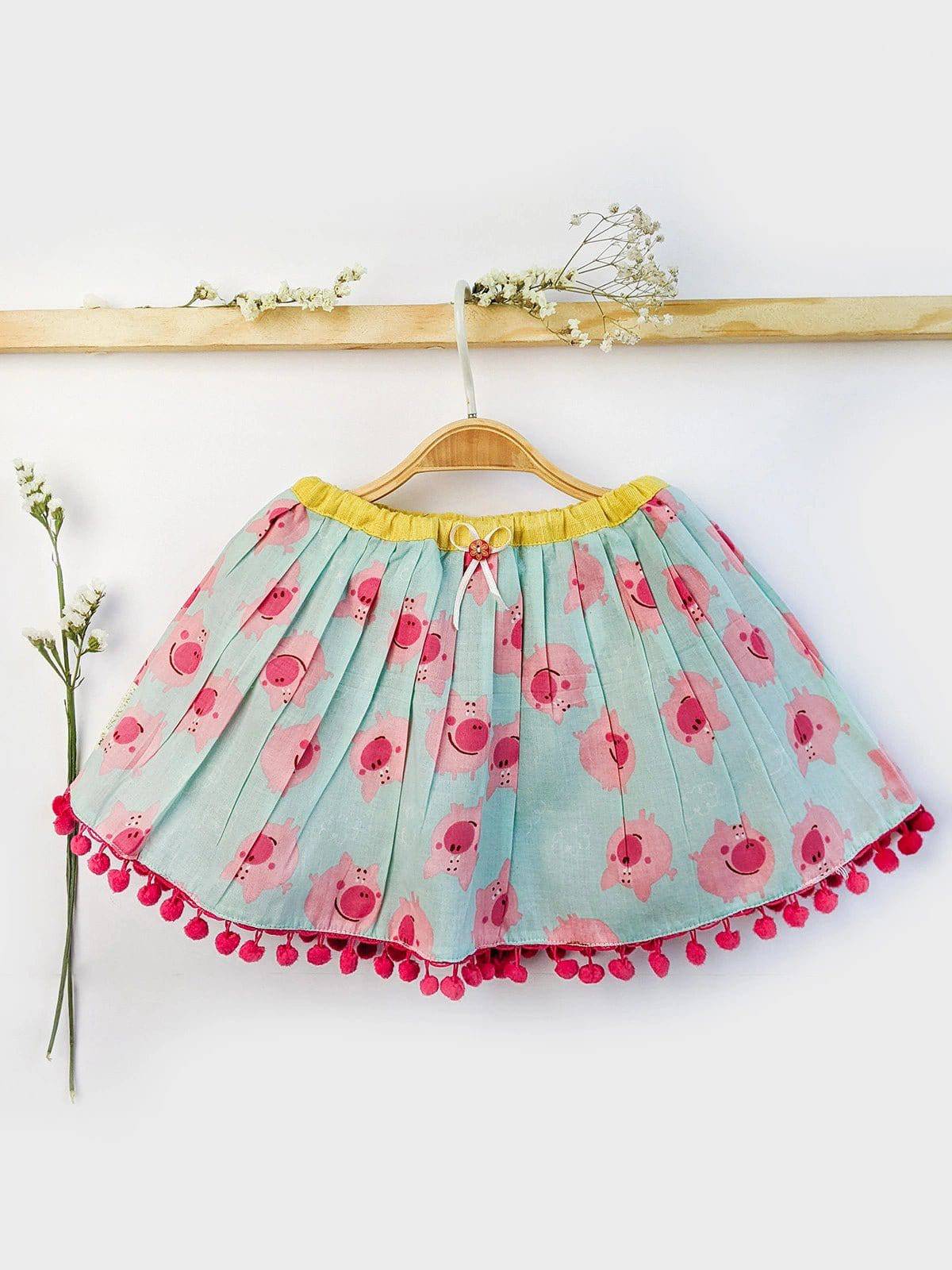 Quirky Pig Printed Cotton Baby Girl Skirt Top With Bloomer - Halemons