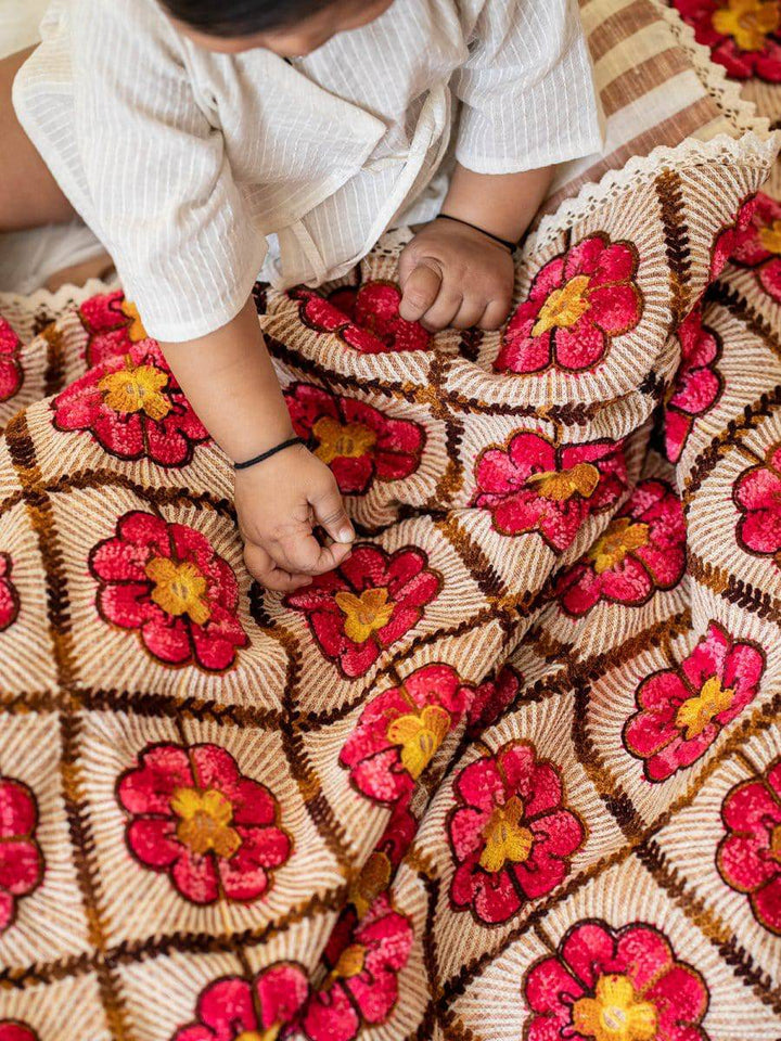Woollen Red Rose Embroidered Reversible Luxury Baby Kids Blanket - Halemons